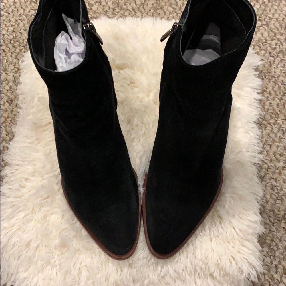 Black pointed toe SAM EDELMAN SUEDE bootie sz 10